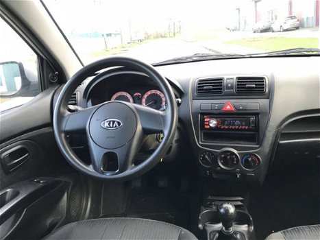 Kia Picanto - 1.0 Seven 5-Deurs. Airco, Elektr.ramen, CPV, Radio-CD, Enz.... Zuinige en onverwoestba - 1