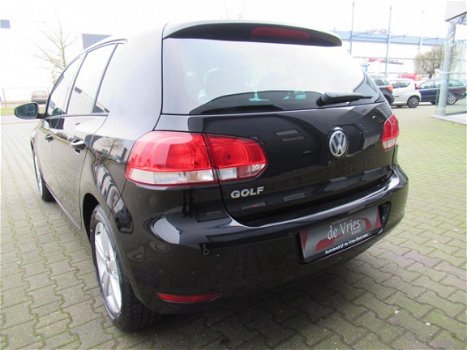 Volkswagen Golf - 1.2 TSI Trendline / Clima / Half Leder / Trekhaak / LM Velgen / PDC V&A - 1