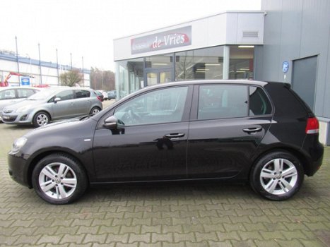 Volkswagen Golf - 1.2 TSI Trendline / Clima / Half Leder / Trekhaak / LM Velgen / PDC V&A - 1