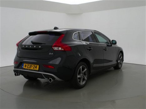 Volvo V40 - 2.0 D4 190 PK R-DESIGN + NAVIGATIE - 1