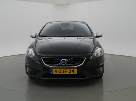 Volvo V40 - 2.0 D4 190 PK R-DESIGN + NAVIGATIE - 1