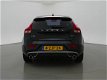 Volvo V40 - 2.0 D4 190 PK R-DESIGN + NAVIGATIE - 1 - Thumbnail