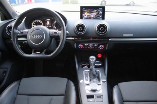 Audi A3 - 1.4 e-tron Ambition Pro Line + S-Line - 1