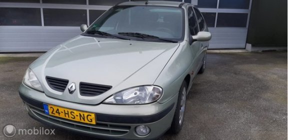 Renault Mégane - 1.6-16V Expression met airco werkend en APK - 1