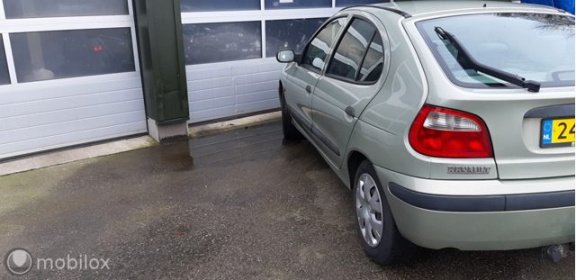 Renault Mégane - 1.6-16V Expression met airco werkend en APK - 1