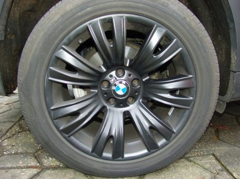 BMW X5 - 4.0D Grijs Kenteken NAVI/ECC/CRUISE/PANORAMADAK - 1