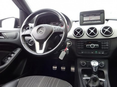 Mercedes-Benz B-klasse - B200 PRESTIGE 155PK PANORAMADAK LEER XENON ECC-AIRCO LMV - 1