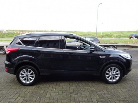 Ford Kuga - 1.5 ECOBOOST 150PK TITANIUM HALF-LEER ECC-AIRCO STOELVERWARMING - 1