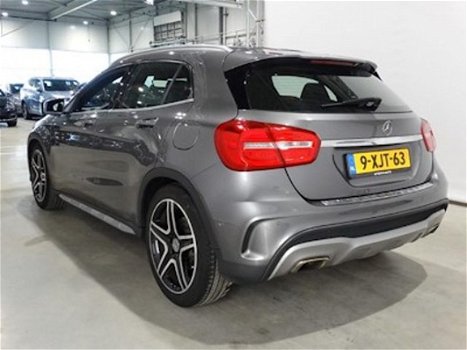 Mercedes-Benz GLA-Klasse - 200 Edition 1 AMG-PAKKET AUT. *PANORAMA+XENON+HARMAN-KARDON+1/2LEDER+ECC+ - 1