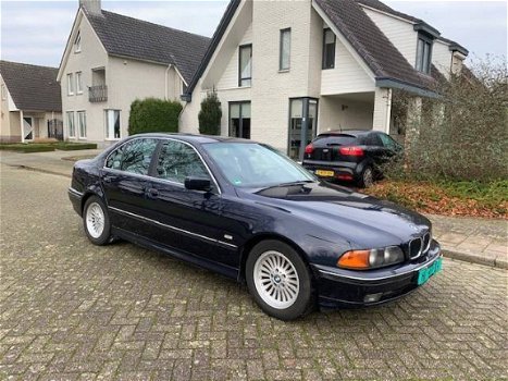 BMW 5-serie - 540i \ Automaat \ leder \ M fahrwerk \ Navi - 1