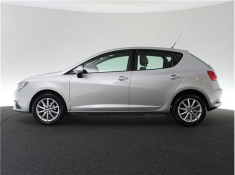 Seat Ibiza - 1.0 EcoTSI Style Connect | Navigatie | Parkeerhulp Achter | Cruise Control | LM Velgen - 1