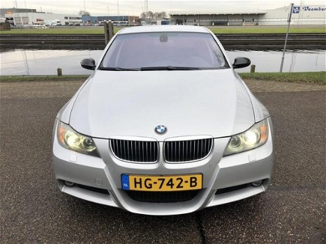 BMW 3-serie - 330i Executive Aut/M Pakket/Navi/xenon/dikke auto - 1