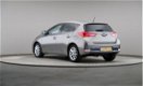 Toyota Auris - 1.8 Hybrid Automaat, Navigatie, Panoramadak - 1 - Thumbnail