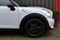 Mini Mini Countryman - 1.6 Cooper Business Line 2010 Wit Navi/Panoramadak/Leer - 1 - Thumbnail