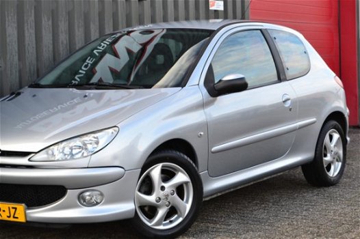 Peugeot 206 - 1.4 16V Quiksilver 2005 Grijs Clima/Elektr. Pakket/NAP - 1