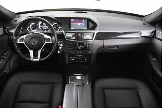 Mercedes-Benz E-klasse - E300 CDI Hybrid AMG-Line *Navigatie*Xenon*Leer*Park Assist - 1