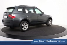 BMW X3 - 2.0d 4x4 *Navigatie*Panoramadak*Pdc