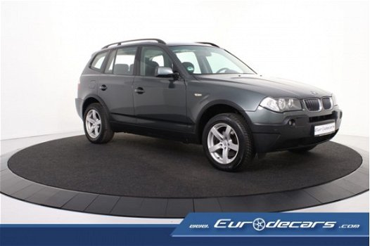 BMW X3 - 2.0d 4x4 *Navigatie*Panoramadak*Pdc - 1