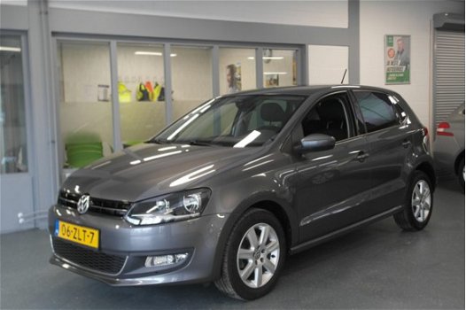 Volkswagen Polo - 1.2 TSI BlueMotion High Edition Navi, Lm velgen, Elek ramen, Cruise controle, Priv - 1