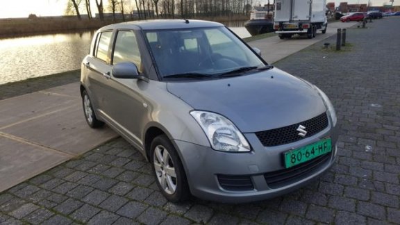 Suzuki Swift - 1.3 Comfort - 1