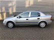 Opel Astra - 1.8-16V Comfort AIRCO, NAP, 1e eigenaar, NWE APK & dstrbtieriem - 1 - Thumbnail