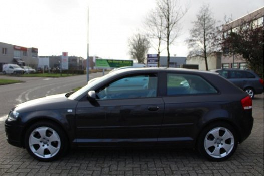 Audi A3 - 2.0 FSI Ambition Airco 6 bak 150 pk Afkomstig van de 2e eigenaar - 1