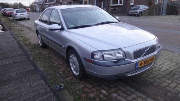 Volvo S80 - 2.9 Comfort - 1