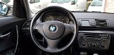 BMW 1-serie - 118i Business Line Sportstoelen 18 Inch Airco - 1 - Thumbnail