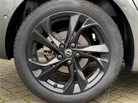 Opel Astra - 1.4 Turbo 150pk Start/Stop Innovation Zwarte velgen - 1