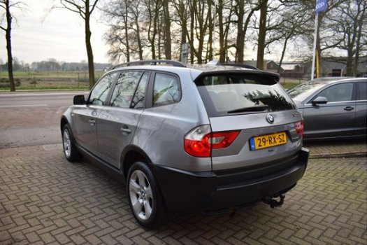 BMW X3 - 2.0i Introduction LEER/NAVI/AIRCO/PDC/TREKHAAK/NETTE STAAT - 1