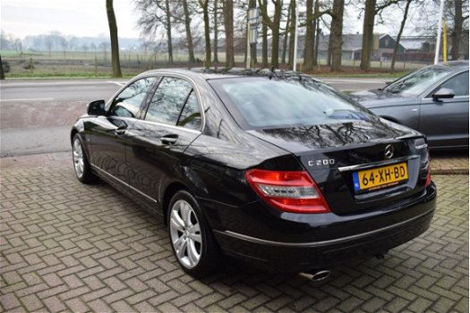 Mercedes-Benz C-klasse - 200 K Avantgarde AIRCO/XENON/NAVI/CRUISE/PDC/TREKHAAK/NETTE STAAT - 1