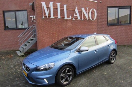 Volvo V40 - 2.0 D2 R-Design Business PRIJS INCL BTW LEER ALCAN./XENON/TREKHAAK/STOEL VERW - 1