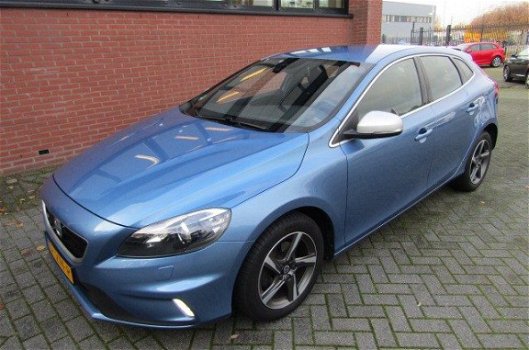 Volvo V40 - 2.0 D2 R-Design Business PRIJS INCL BTW LEER ALCAN./XENON/TREKHAAK/STOEL VERW - 1