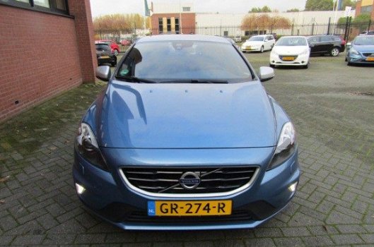 Volvo V40 - 2.0 D2 R-Design Business PRIJS INCL BTW LEER ALCAN./XENON/TREKHAAK/STOEL VERW - 1