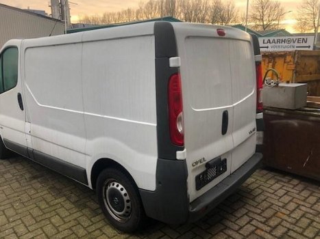 Opel Vivaro - 2.0 CDTI L1H1 motor defect - 1