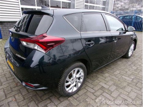 Toyota Auris - 1.8 HYBRID EXECUTIVE - 1