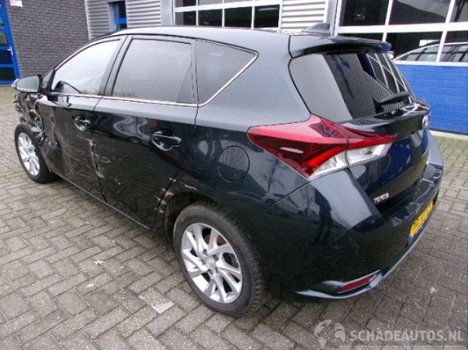 Toyota Auris - 1.8 HYBRID EXECUTIVE - 1