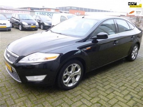 Ford Mondeo - 1.8 TDCi Titanium 2008/HB/ZWART - 1