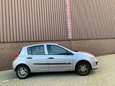 Renault Clio - 1.2-16V Business Line 5drs Airco APK NAP