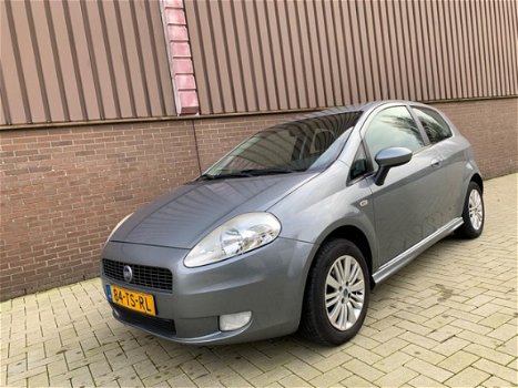 Fiat Grande Punto - 1.4 Dynamic 3drs 2007 180.000km APK NAP - 1