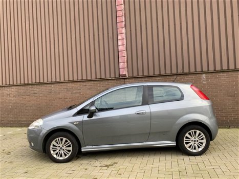 Fiat Grande Punto - 1.4 Dynamic 3drs 2007 180.000km APK NAP - 1