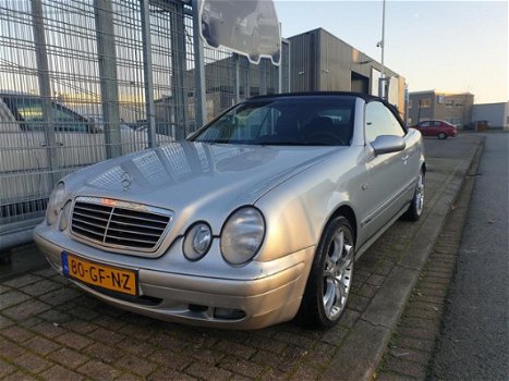 Mercedes-Benz CLK-klasse Cabrio - 200 Elegance - 1