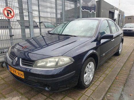 Renault Laguna - 1.6-16V Authentique - 1