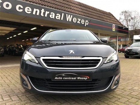 Peugeot 308 SW - 1.2 e-THP Allure Bi-xenon / Led / Cruise ctr / Climate ctr / Pdc / Navigatie / Spor - 1