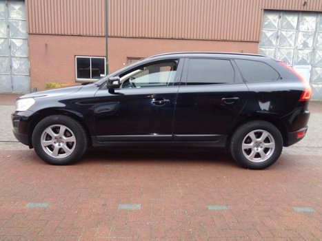 Volvo XC60 - 2.0 D3 Kinetic Navi, Leder, PDC, Clima, Cruise conrol - 1