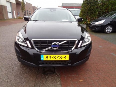 Volvo XC60 - 2.0 D3 Kinetic Navi, Leder, PDC, Clima, Cruise conrol - 1