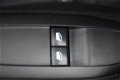 Peugeot 208 - 1.2 VTi Access in nette staat binnen en buiten, met stoere gespote delen in het interi - 1 - Thumbnail