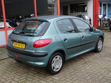 Peugeot 206 - 1.4 XR 5-deurs - 1