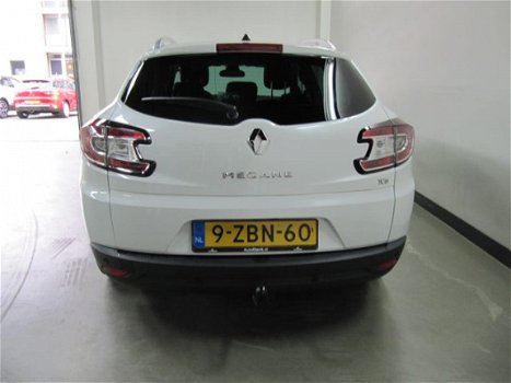 Renault Mégane Estate - 1.2 TCe 130 Bose / Camera / Trekhaak - 1