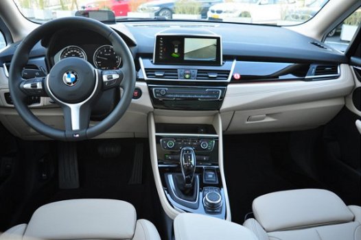 BMW 2-serie Active Tourer - 218i High Executive Luxury Line Aut - 1